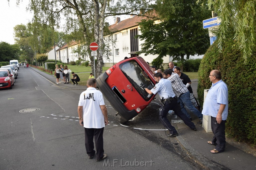 VU Koeln Porz Gremberghoven Auf dem Streitacker Breidenbachstr P58.JPG - Miklos Laubert